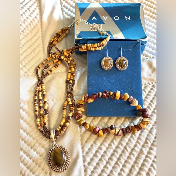Avon Jewelry - Tigers Eye Avon Necklace 3 piece Set Original Box